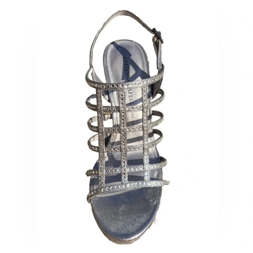 Adrianna Papell step into